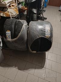  gomme Pirelli 4 stagioni 