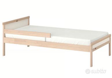 Letto con base a doghe comprensivo di materasso