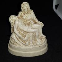 La Pietà Di Michelangelo