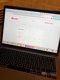 macbook air m1 13'', 8GB