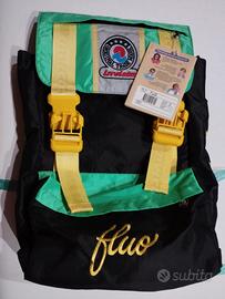 Zaino Invicta nuovo vintage anni '90 mod. fluo