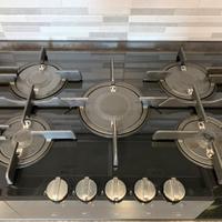 Piano cottura 5 fuochi