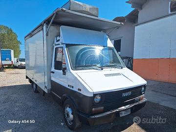 iveco daily per mercati 
