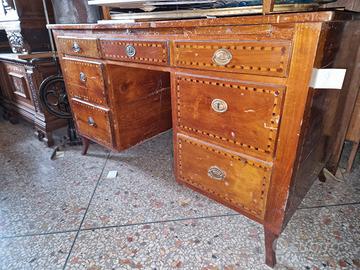 scrivania antica intarsiata 