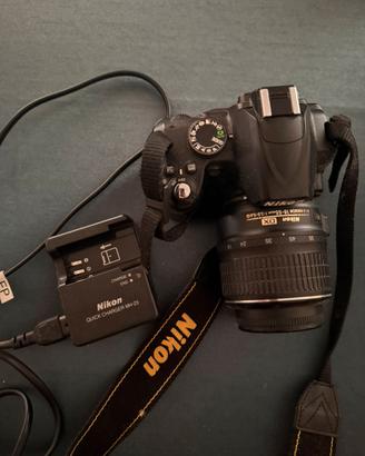 NIKON D3000