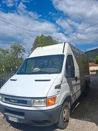 Furgone medio fiat iveco 35-15 anno 12/2002