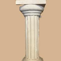 Colonna in gesso