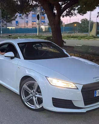 Audi tt