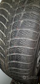 Gomme da neve complete di cerchi in lega