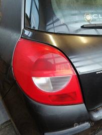 Fanale posteriore sinistro RENAULT CLIO del 2007