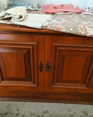 mobile TV stile rustico 