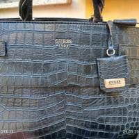 Bella borsa di Marca Guess