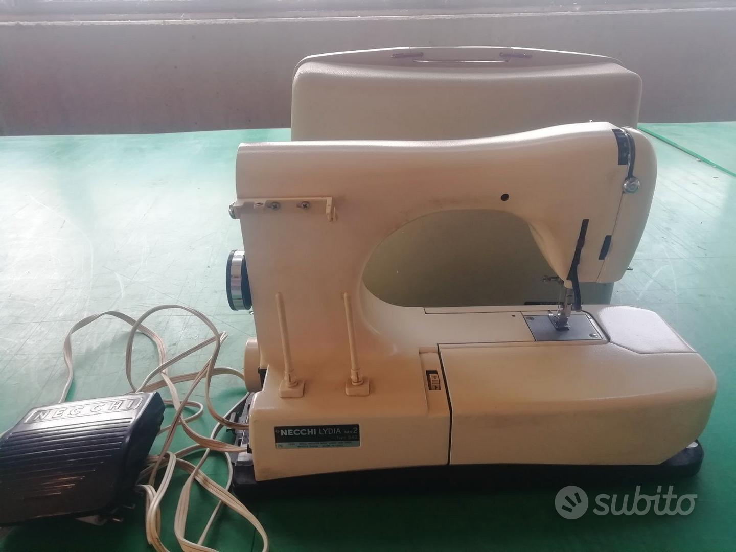 MACCHINA DA CUCIRE NECCHI LYDIA MK2 TYPE 542 Elettrodomestici In