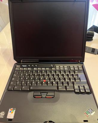 IBM thinkpad R40 laptop vitage retrogaming