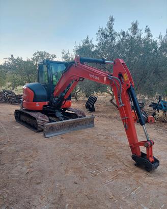 Miniescavatore kubota u55-4