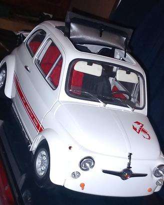 Fiat 500 Abarth 695 SS Hachette 1/8
