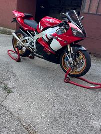 Yamaha R1 a carburatori
