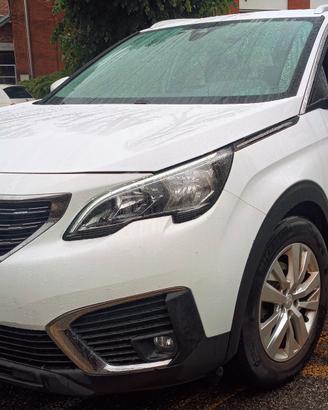 Peugeot 5008 1.5 Bluehdi Allure s&s 130 CV 7 posti