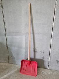 pala spazza neve