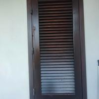 persiana in legno massello