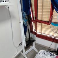 Specchio con portagioielli