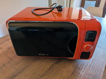 Forno microonde Candy stile vintage 