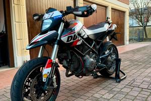 Ducati Hypermotard 796 A2