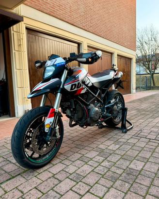 Ducati Hypermotard 796 A2