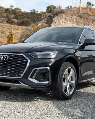 Audi Q5 40 TDI 204 CV quattro S tronic Identity Bl