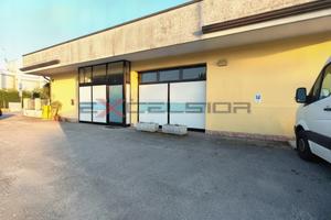 PETTORAZZA GRIMANI - LOCALE COMMERCIALE