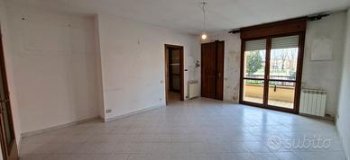 Polesella, quadrilocale con ingresso indipendente