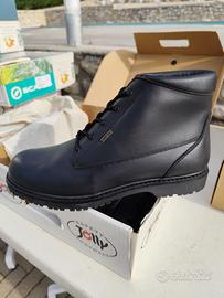 Scarponcino GoreTex