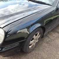 Parafango sinistro MERCEDES CLK 200 COPRESSOR 2000