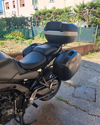 Baulotto Givi + piastra