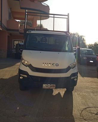 Iveco Daily 35C12 2.3 RIBALTABILE TRILATERALE