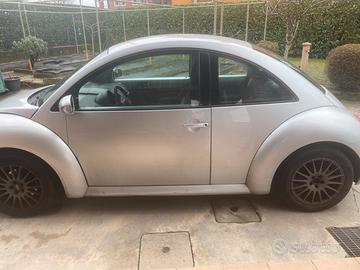 Volkswagen New Beetle
