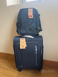 Valigia e zaino