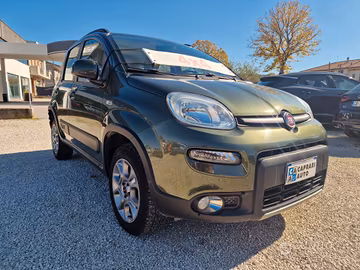 Fiat Panda 1.3 MJT 95 CV S&S 4x4 + GANCIO