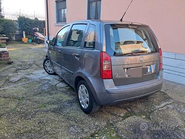 Fiat Idea Benz.