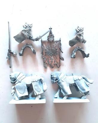 Warhammer Fantasy Bretonnia 2 Standard Bearer