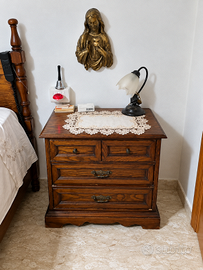 2 Comodini vintage in legno con 4 cassetti