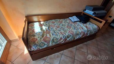 Lettino da cameretta come nuovo