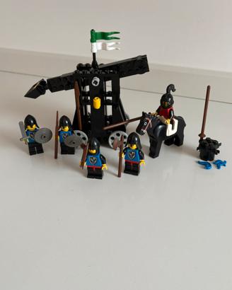 Set lego 6030 più minifigure