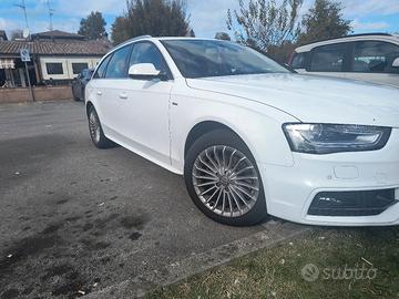 Audi A4 Avant 2.0 TDI Quattro sline
