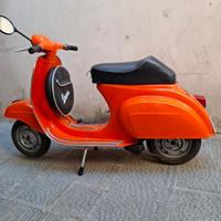 Vespa 50CC lusso tre marce