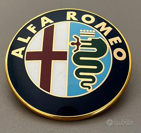 Emblema Alfa Romeo 2400-51016