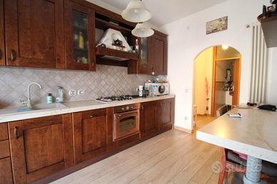 cucina in legno massello