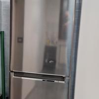  Frigorifero LG No Frost 341L – usato solo 2 anni 