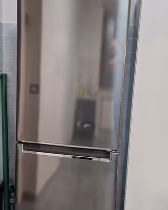  Frigorifero LG No Frost 341L – usato solo 2 anni 