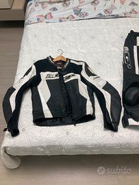 Tuta moto Berik nera e bianca